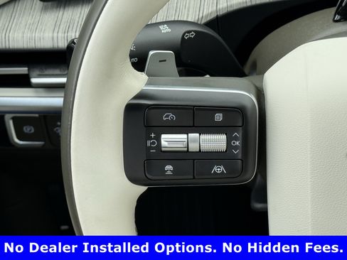 Used 2025 Hyundai Santa Fe Calligraphy FWD image 12