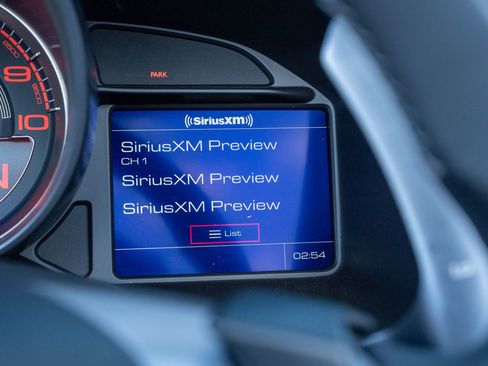 Used 2019 Ferrari Portofino image 41