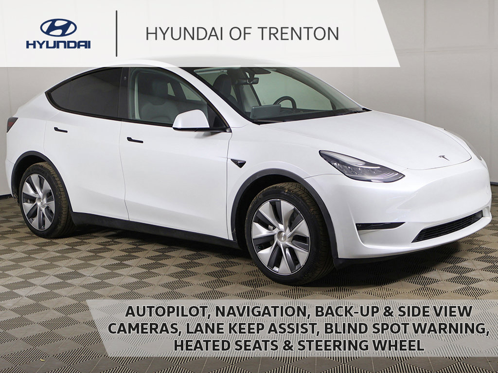 Used 2023 Tesla Model Y Long Range AWD/4WD image 1