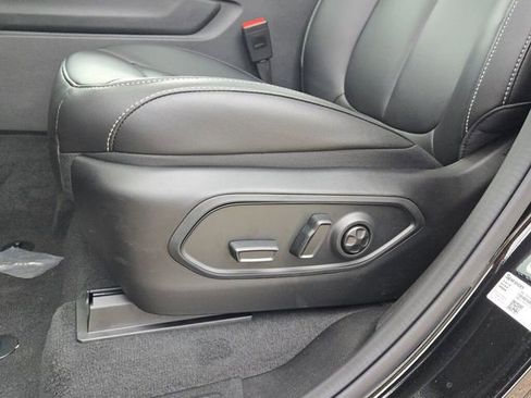 New 2025 Jeep Grand Cherokee L Limited w/ Black Appearance Package image 26