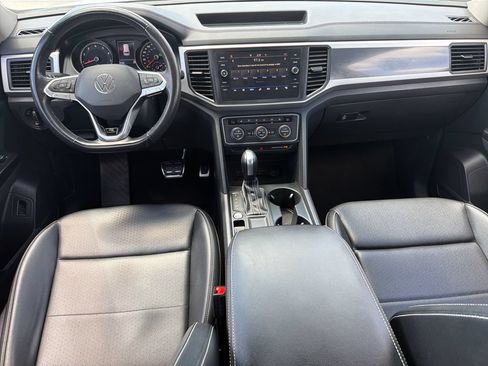 Certified 2021 Volkswagen Atlas SE FWD image 19