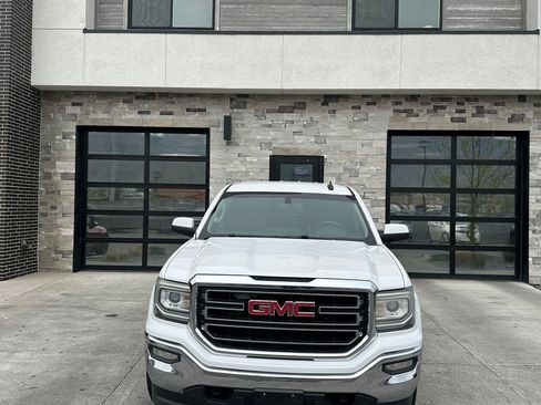 Used 2017 GMC Sierra 1500 SLE w/ Texas SLE Value Package AWD/4WD image 8