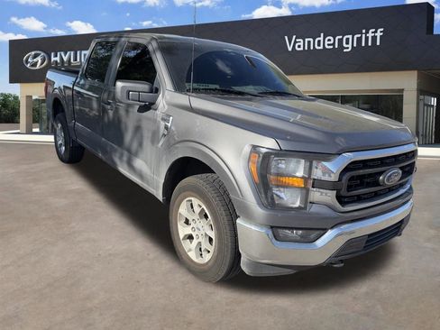 Used 2023 Ford F150 XLT image 4