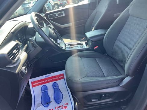 Used 2023 Ford Explorer XLT w/ Class IV Trailer Tow Package image 23