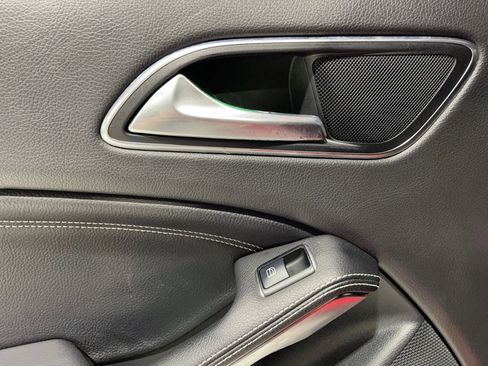 Used 2019 Mercedes-Benz GLA 250 w/ Convenience Package image 22