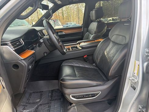 Used 2024 Jeep Grand Wagoneer L Series III image 14