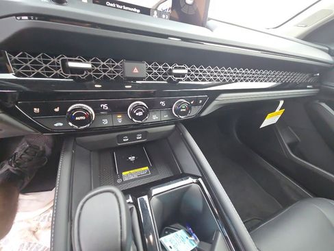 Used 2025 Honda Accord Touring image 22