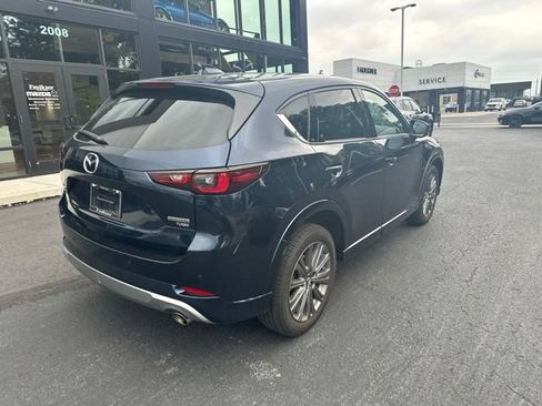 Certified 2025 MAZDA CX-5 Signature AWD/4WD image 6