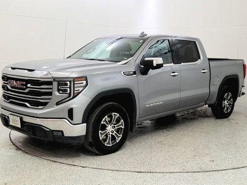 Used 2024 GMC Sierra 1500 SLT image 3