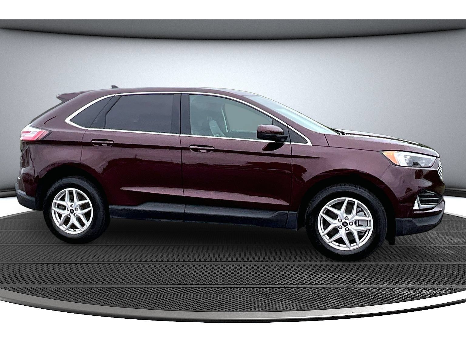 Used 2024 Ford Edge SEL w/ Convenience Package AWD/4WD image 14
