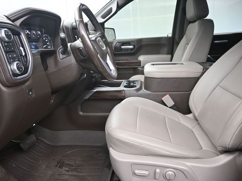 Used 2021 GMC Sierra 1500 SLT w/ SLT Premium Plus Package AWD/4WD image 16