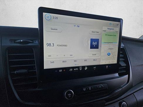 Used 2023 Ford E-Transit Medium Roof image 13