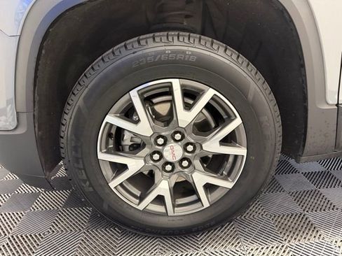 Used 2021 GMC Acadia SLE w/ Driver Convenience Package image 38