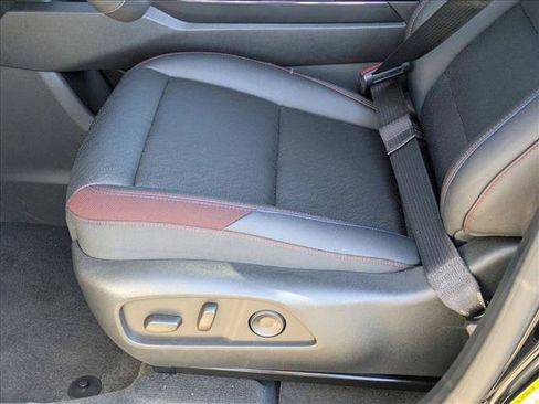 New 2026 Chevrolet Equinox RS image 4