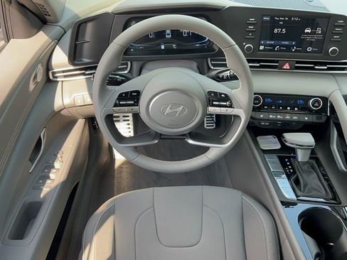 New 2026 Hyundai Elantra SEL Sport Premium FWD image 9