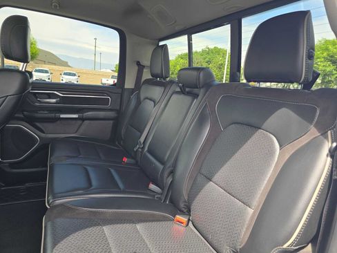 Used 2022 RAM 1500 Laramie AWD/4WD image 17