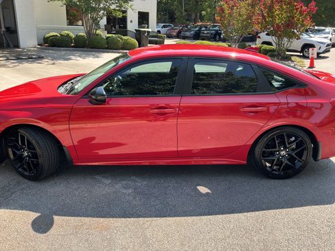 Used 2023 Honda Civic Sport image 7