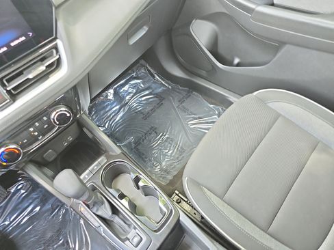 Used 2024 Chevrolet TrailBlazer LT FWD image 21