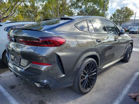 Used 2024 BMW X6 xDrive40i w/ Executive Package image 4