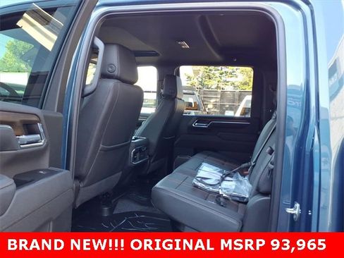 Used 2025 Chevrolet Silverado 2500 High Country w/ High Country Premium Package image 15