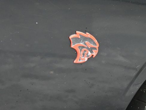 Used 2016 Dodge Challenger SRT Hellcat image 13