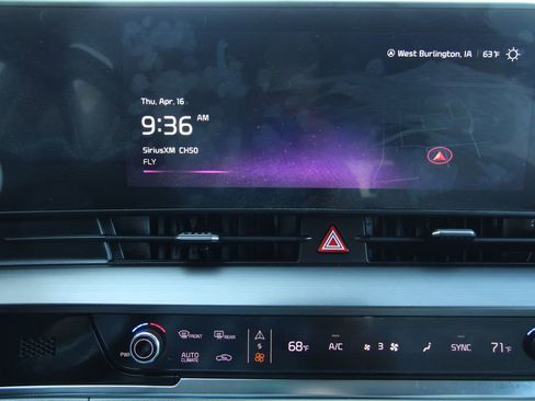 Used 2024 Kia Sportage EX image 31