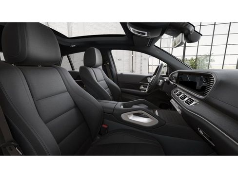 New 2026 Mercedes-Benz GLE 450 4MATIC Coupe image 4