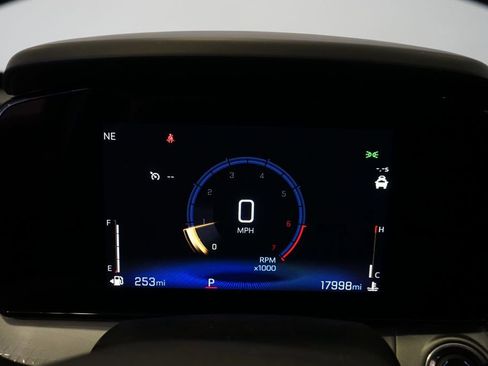 Certified 2025 Chevrolet Trax LT image 20