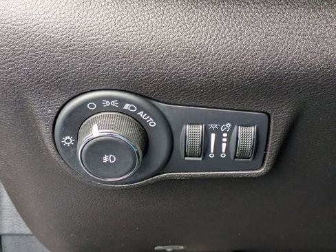 Used 2023 Jeep Compass Limited AWD/4WD image 12