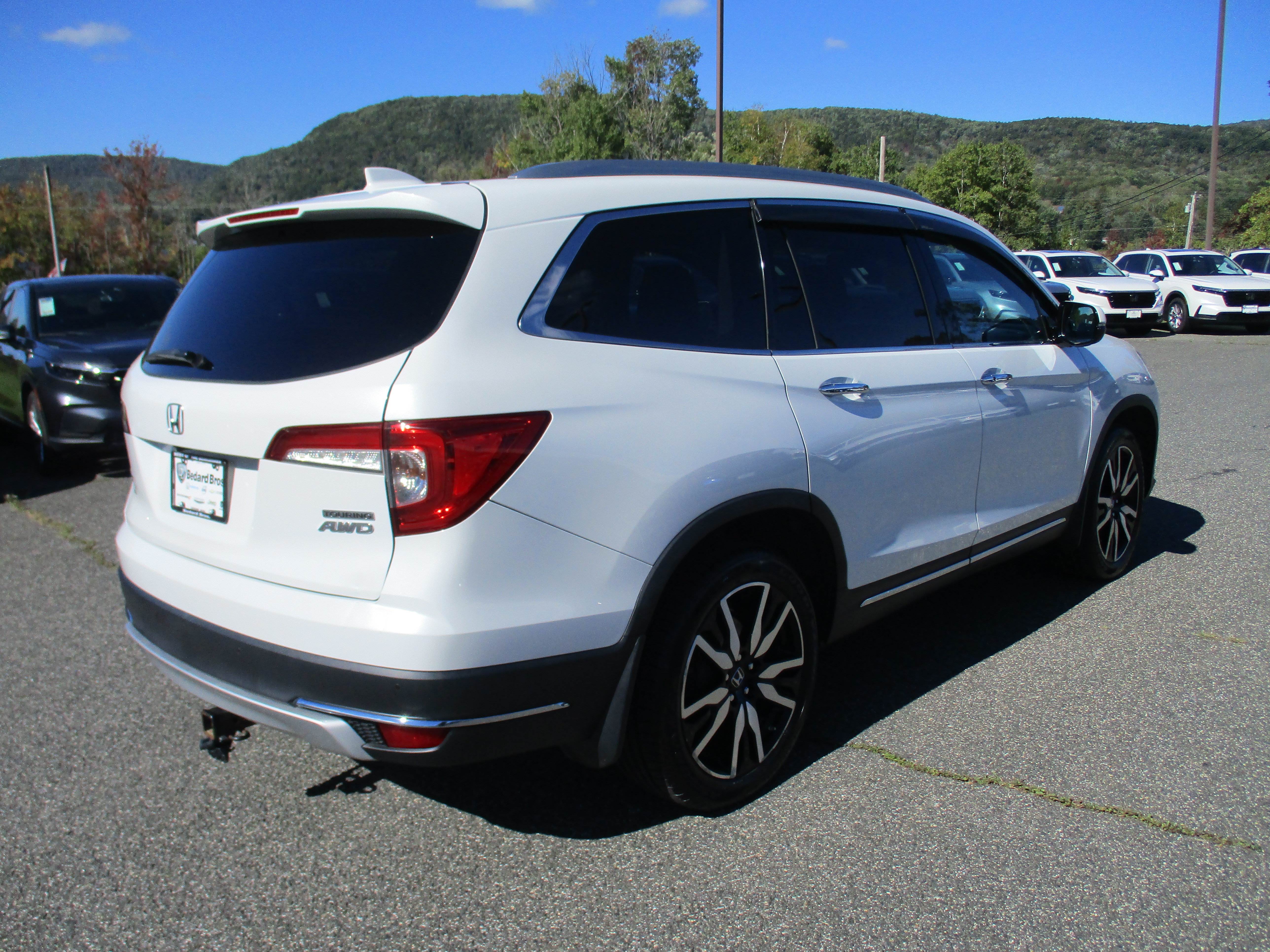 Certified 2020 Honda Pilot Touring image 5