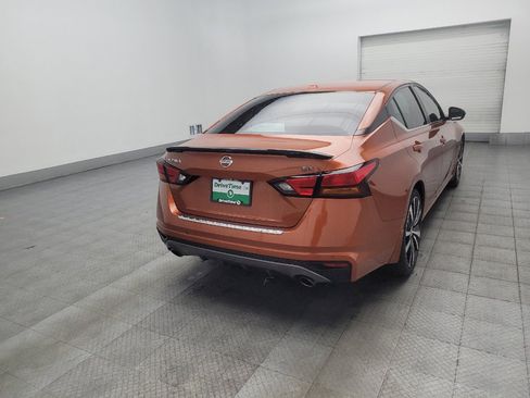 Used 2021 Nissan Altima 2.5 SR FWD image 9