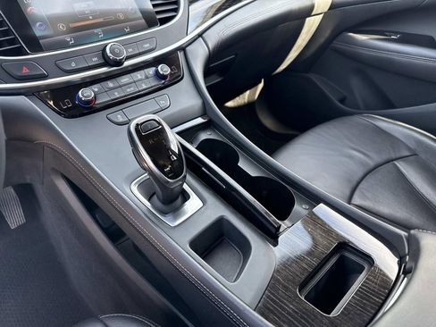 Used 2018 Buick LaCrosse Essence image 24