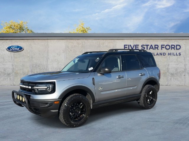 Used 2022 Ford Bronco Sport Outer Banks AWD/4WD image 4