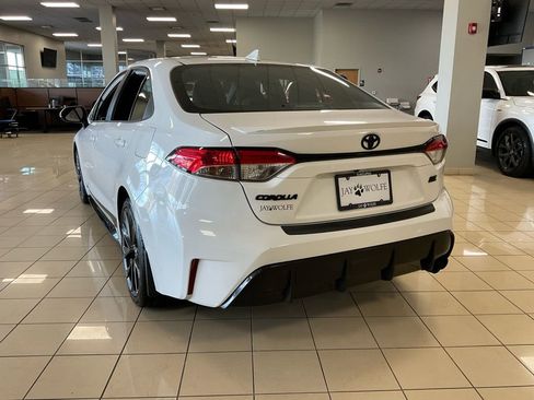 Used 2023 Toyota Corolla SE image 6