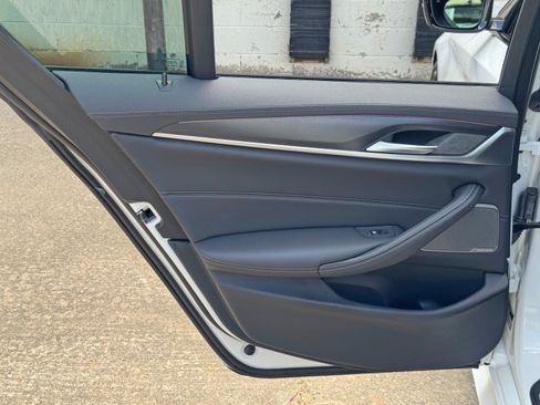 Used 2023 BMW M550i xDrive AWD/4WD image 49