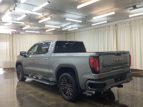 Used 2025 GMC Sierra 1500 Denali AWD/4WD image 8