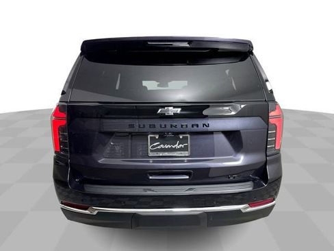New 2026 Chevrolet Suburban LT w/ Comfort Package AWD/4WD image 7