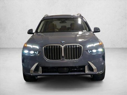 New 2026 BMW X7 xDrive40i image 5