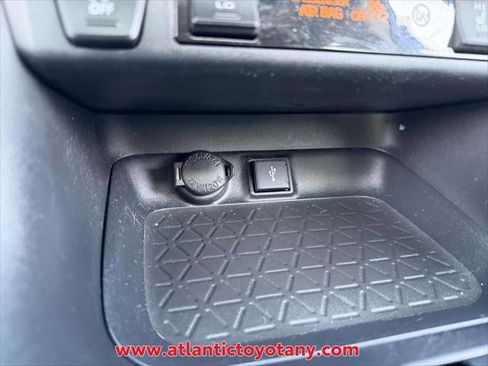 Certified 2022 Toyota RAV4 XLE Premium image 27