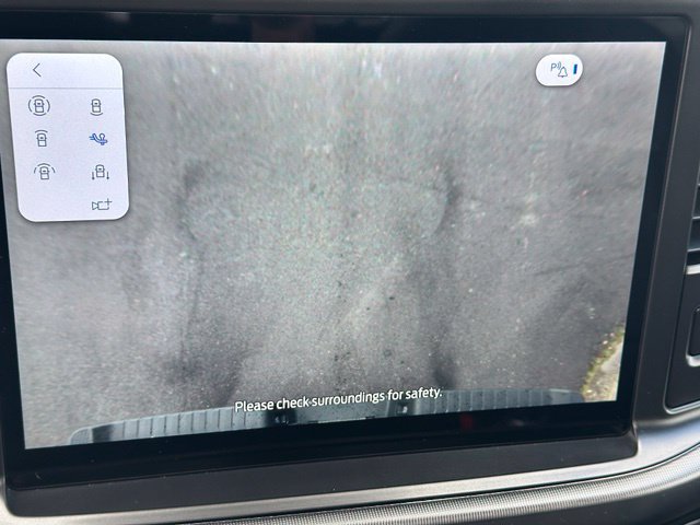 Used 2025 Ford F150 Lariat AWD/4WD image 27
