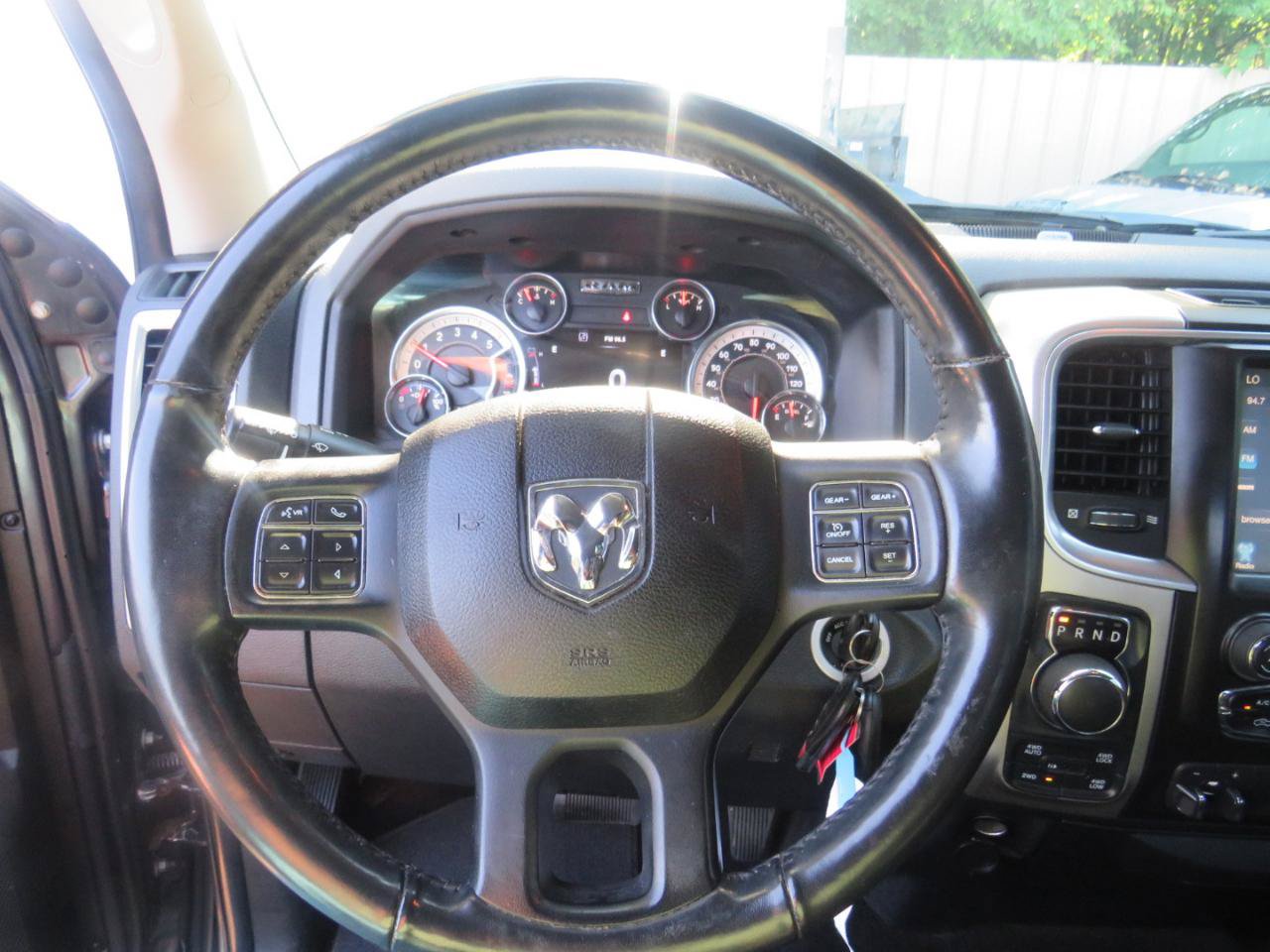 Used 2017 RAM 1500 Big Horn AWD/4WD image 10