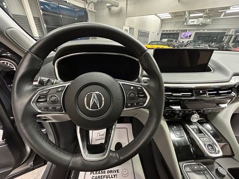 Used 2024 Acura MDX SH-AWD w/ Technology Package image 11