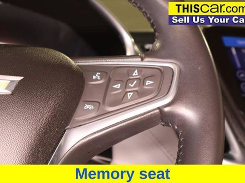 Used 2020 Chevrolet Equinox Premier image 17