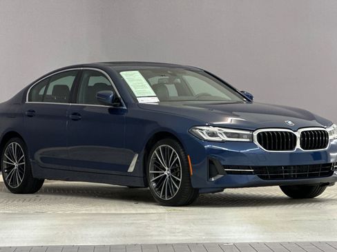 Certified 2023 BMW 530i w/ Convenience Package image 6