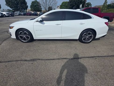 Used 2021 Chevrolet Malibu LT FWD image 6
