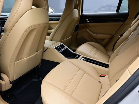 Certified 2023 Porsche Panamera 4S AWD/4WD image 15