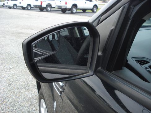 Used 2018 Ford Escape S FWD image 9