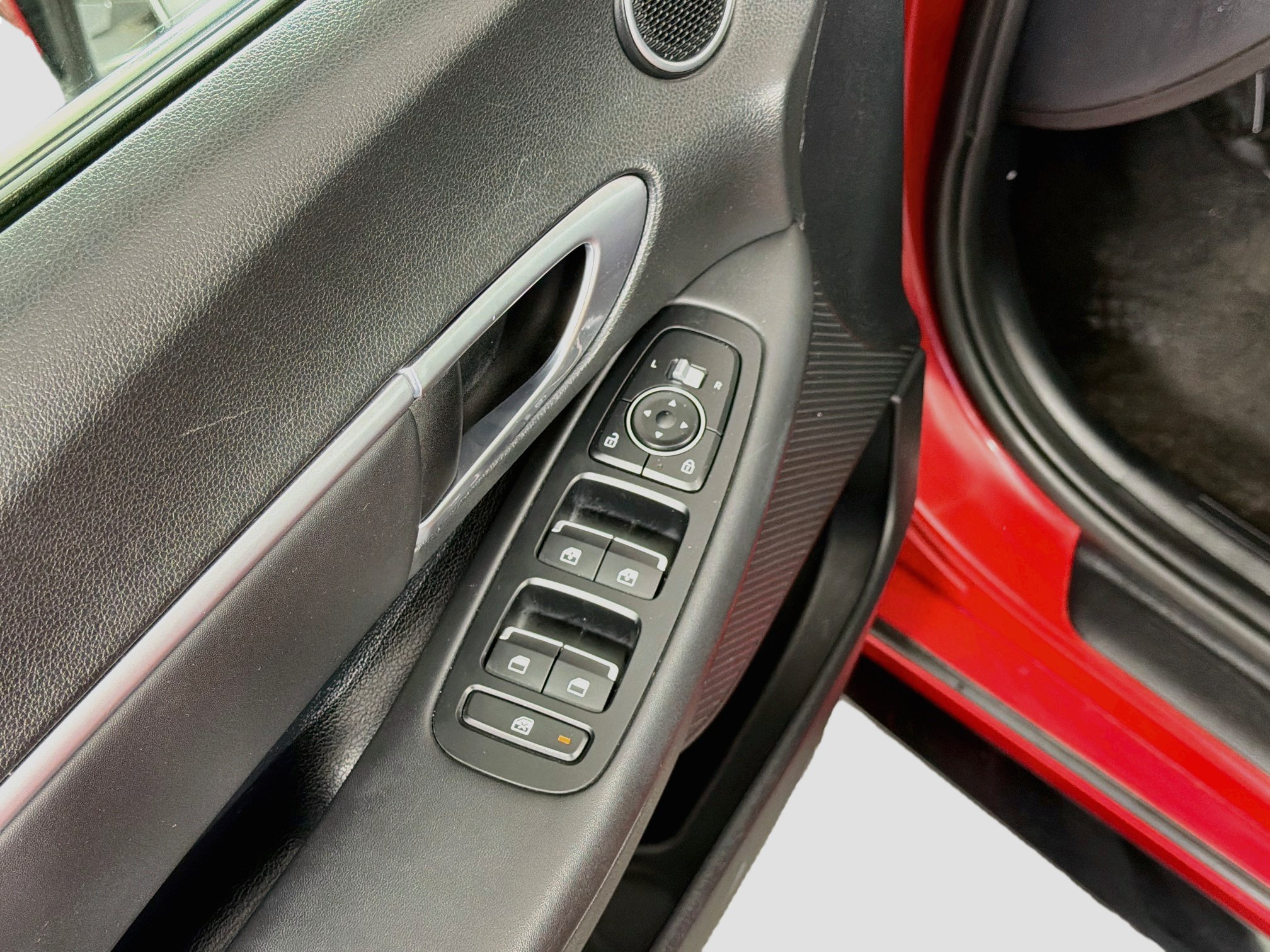 Used 2021 Hyundai Sonata SEL FWD image 15