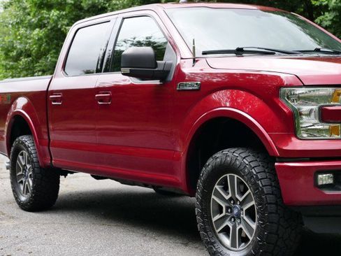 Used 2015 Ford F150 XLT w/ Equipment Group 301A Mid AWD/4WD image 31
