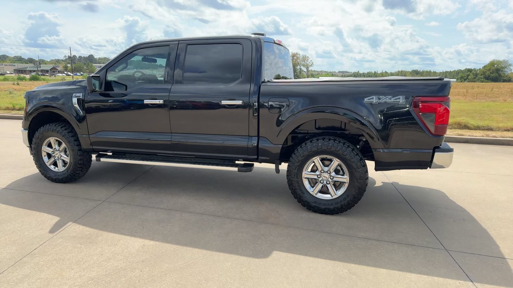 Used 2024 Ford F150 XLT w/ Mobile Office Package AWD/4WD image 6